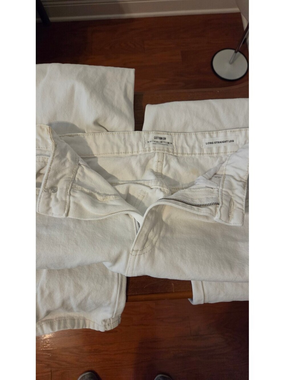 Women's White Long Straight-Leg Denim Jeans, Size 27, Classic Five-Pocket Design